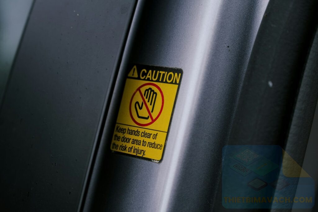 tem nhãn chịu nhiệt