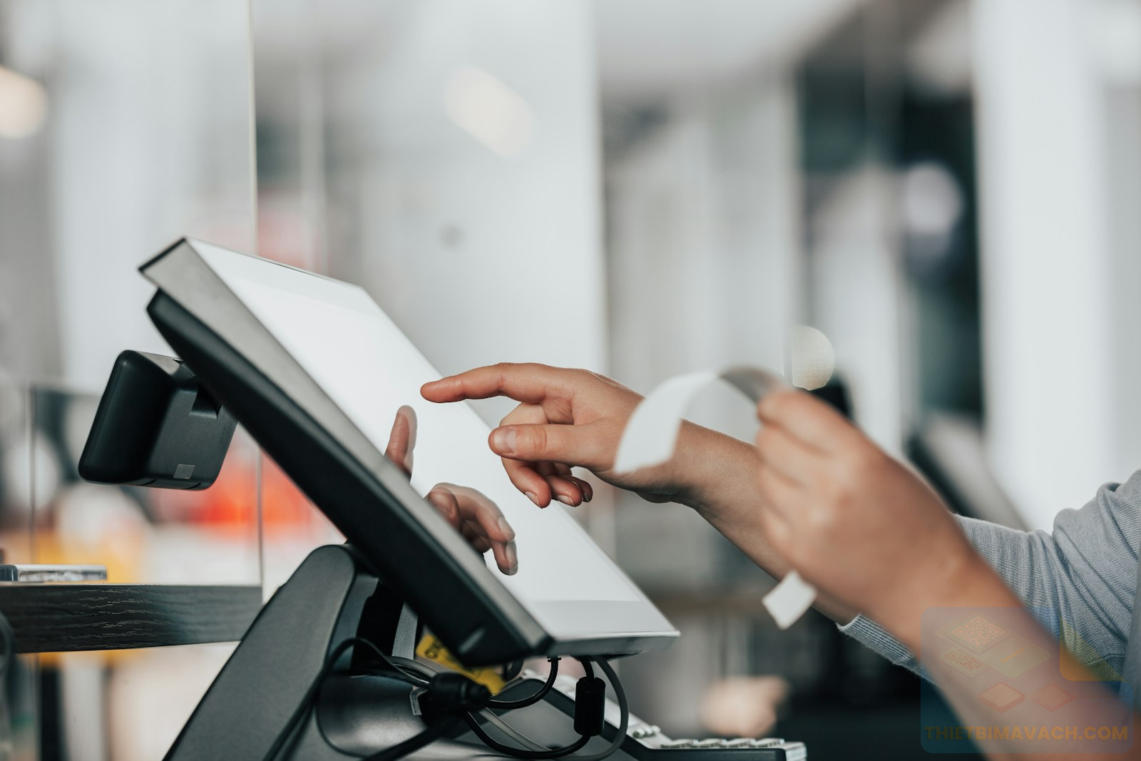 Ứng Dụng Thiết Bị Mã Vạch Đa Ngành: Giải Pháp Nào Dành Cho Doanh Nghiệp Bạn? - Ứng Dụng Thiết Bị Mã Vạch